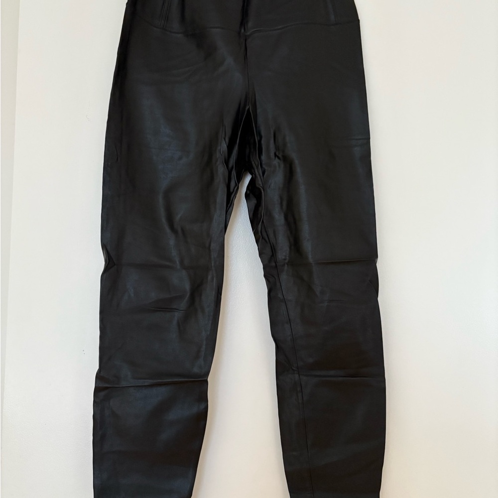Wilfred Free Faux Leather Leggings
